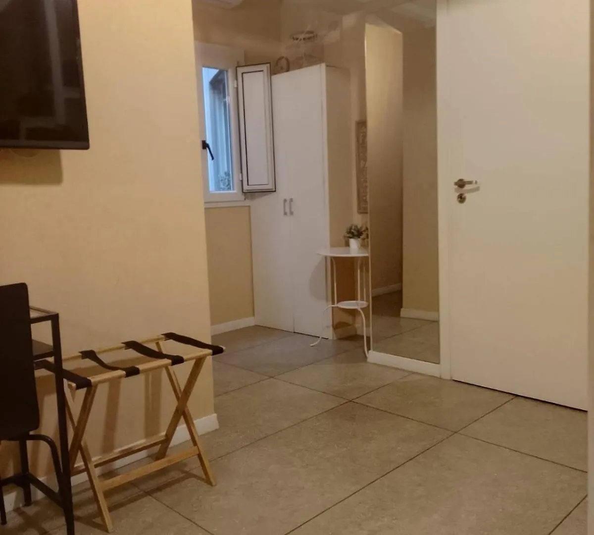 Bed and Breakfast Amedeo Square Neapol Nocleg ze śniadaniem